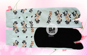 Grosir kaos kaki muslimah solo
