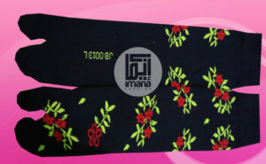 Grosir kaos kaki motif murah